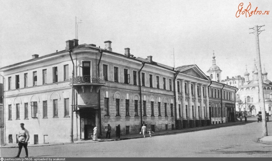 Достопримечательности Москвы с фотографиями: старейшая улица Москвы, Места для прогулок на выходных