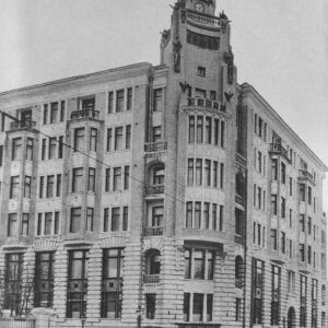 РЫЦАРИ, ОХРАНЯЮЩИЕ МОСКВУ