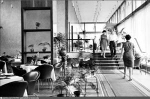 КУЛЬТОВЫЕ ЗАВЕДЕНИЯ УЛИЦЫ ГОРЬКОГО 70-80х