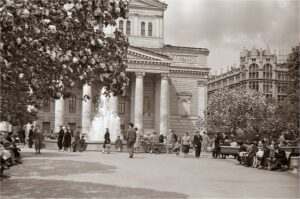 Москва не давняя, но уже ушедшая